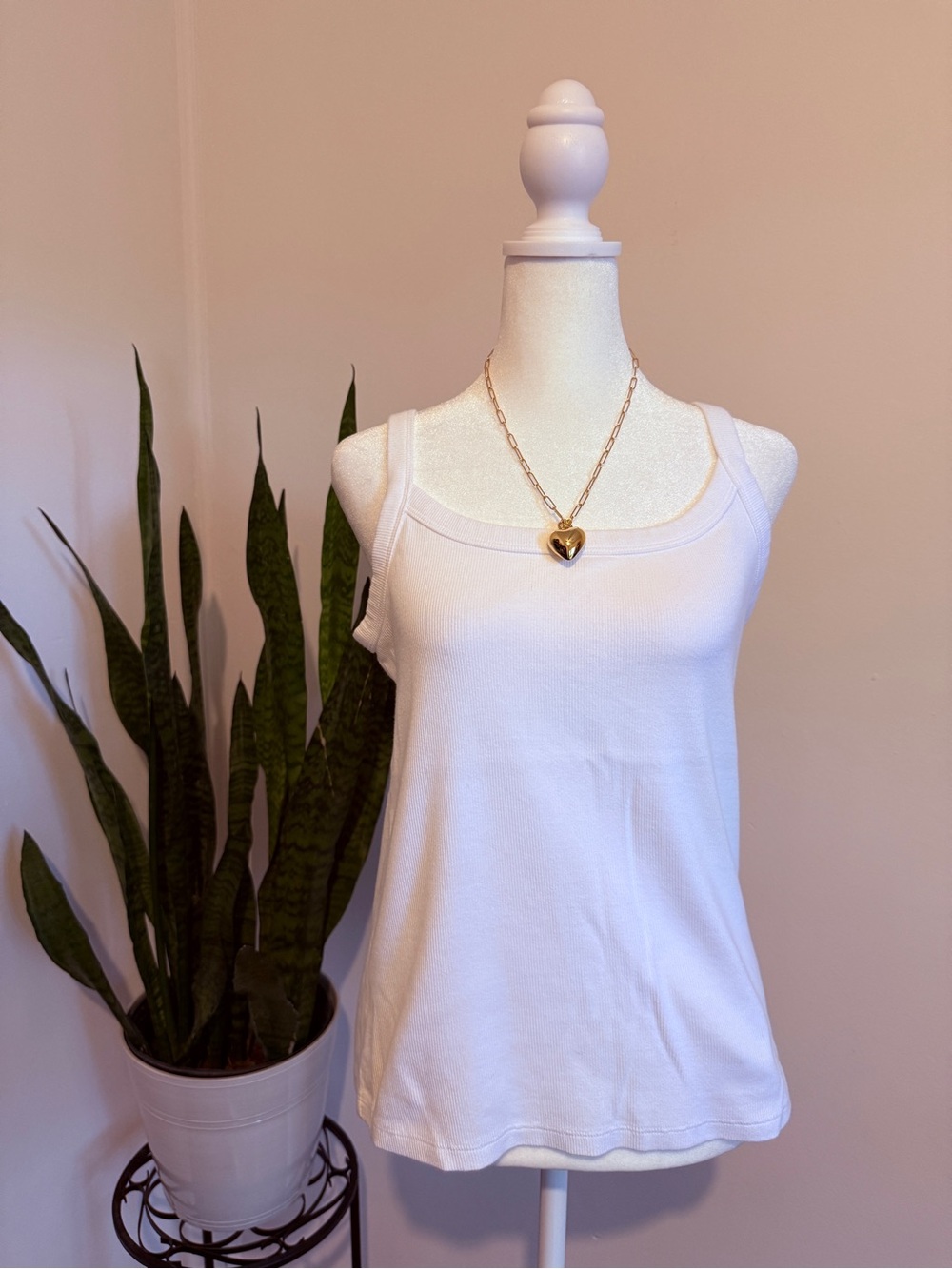 Old Navy | White Ribbed Scoop Neck Tank Top